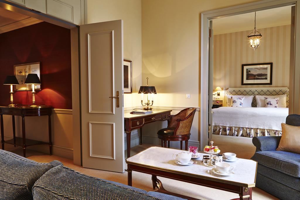 Studio Suite,258178329:JPEG