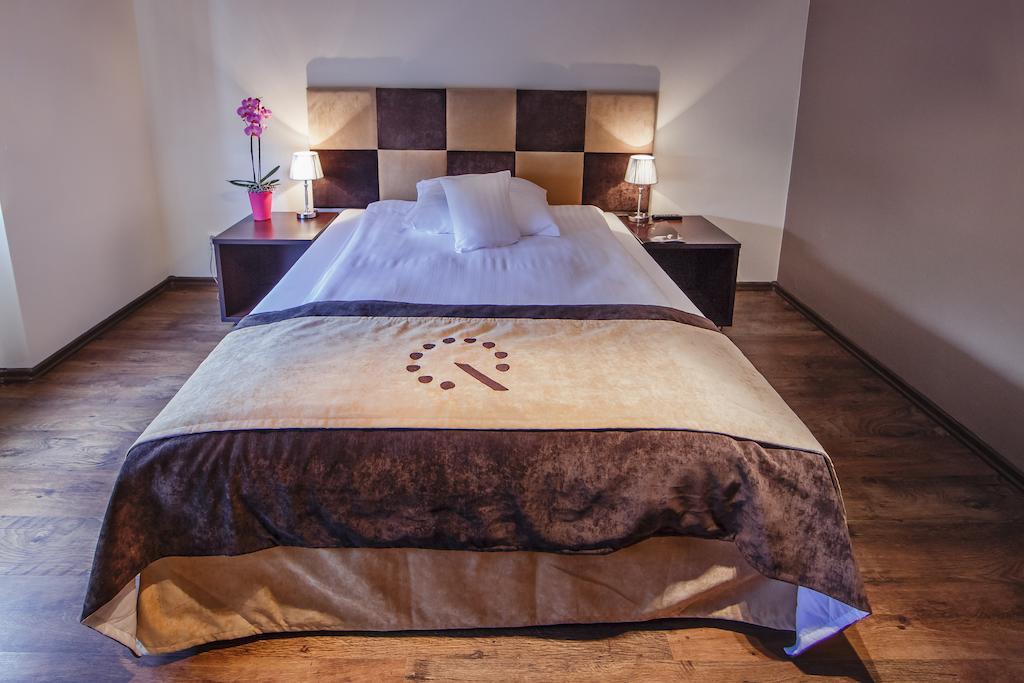 Single Room,130235321:JPEG