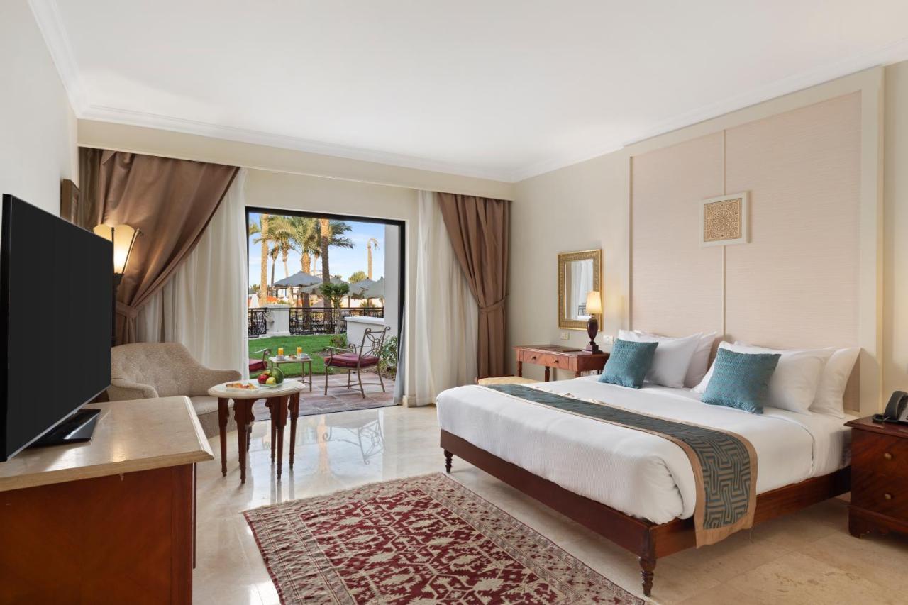 Deluxe Double Room Egyptians Residents Only