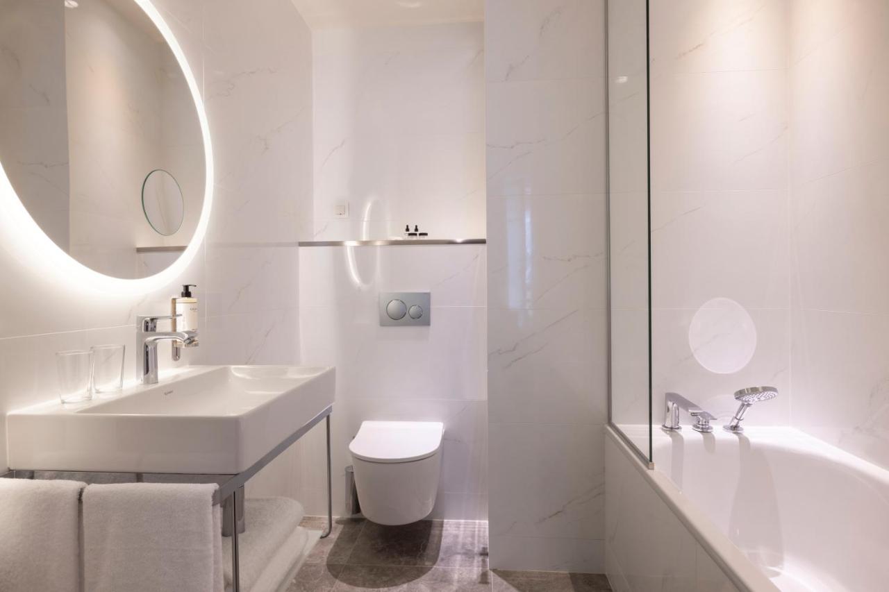 Deluxe Two Connecting Double Rooms