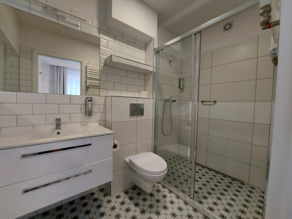 Triple Room with Private Bathroom,1317795235:JPEG