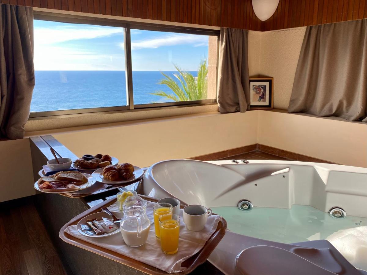 Apartament typu Suite z widokiem na morze