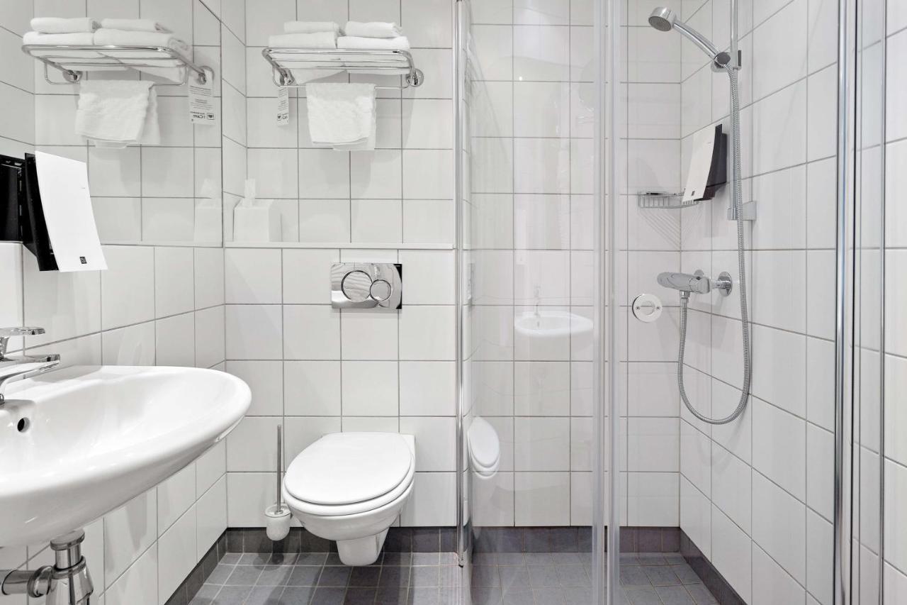 Basic Double or Twin Room