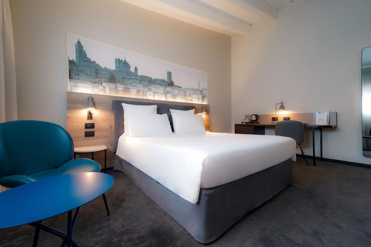 Standard Double Room,1566911469:JPEG