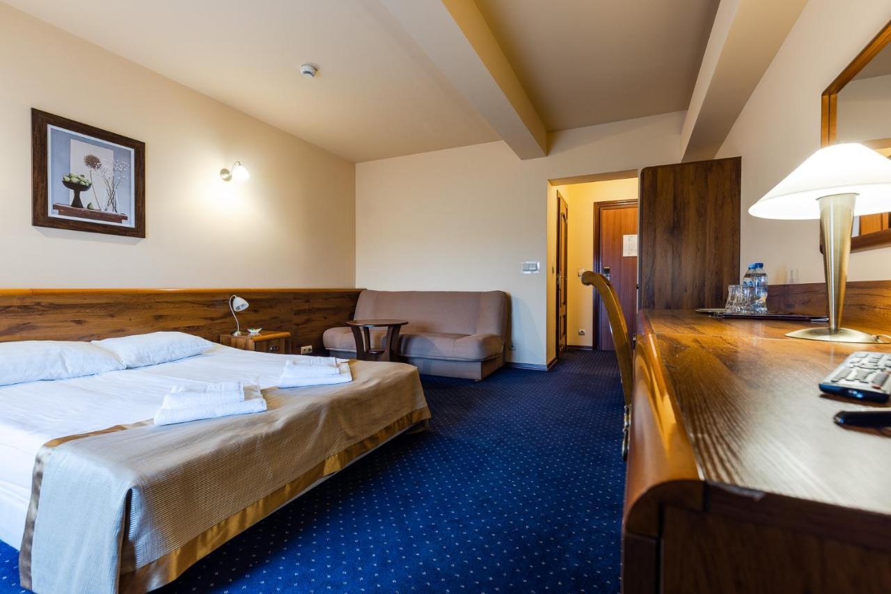 Standard Single Room,1323333652:JPEG