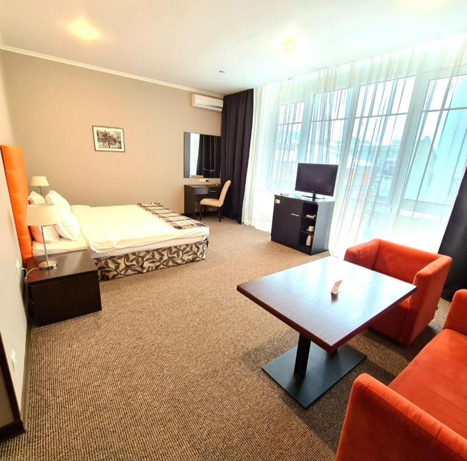 Comfort King Room