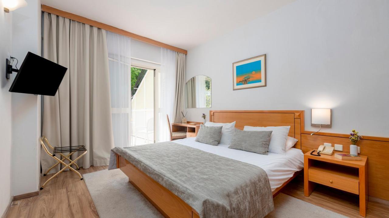 Standard Single Room Park View Balcony