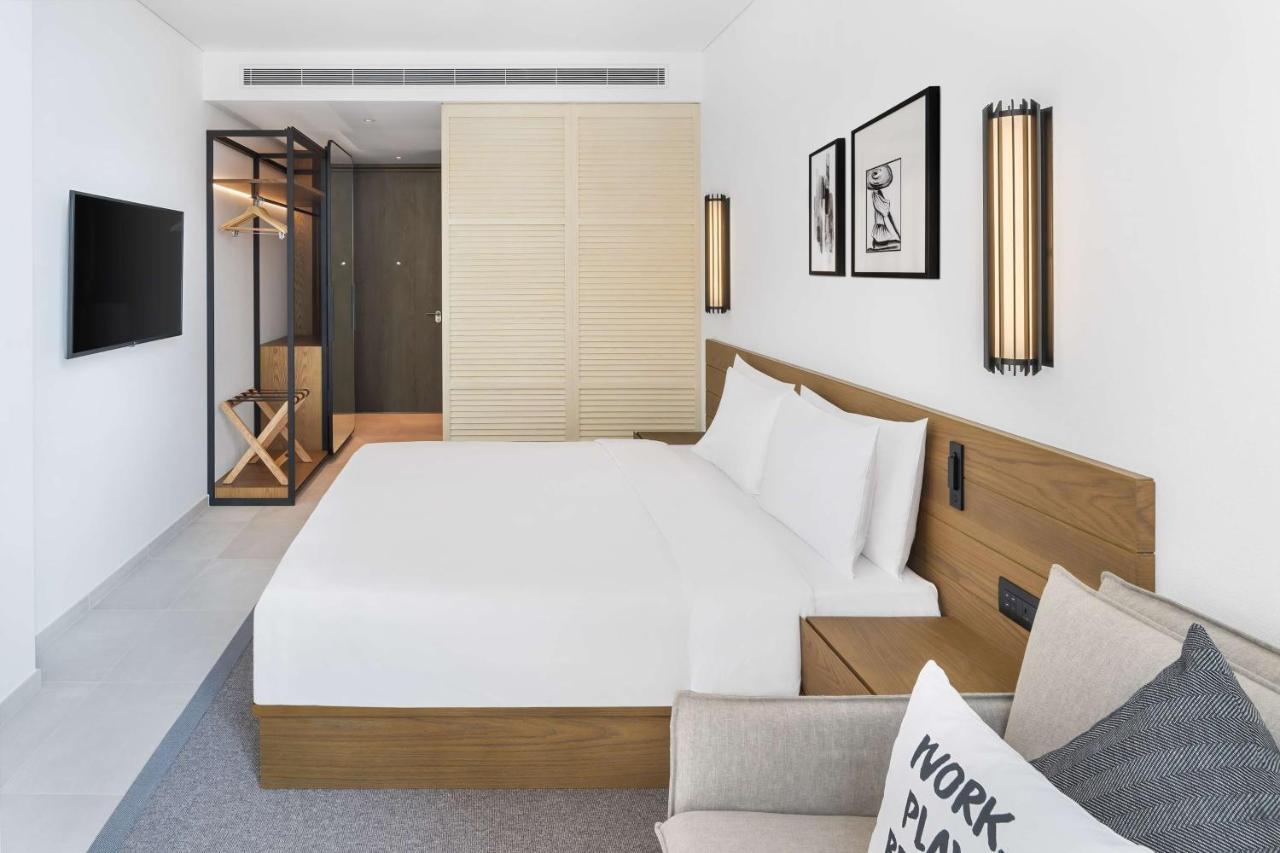 Superior Triple Room Partial Sea View
