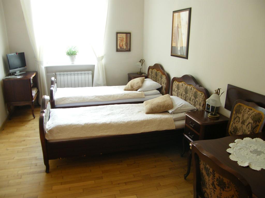 Studio (3 osoby dorosłe)