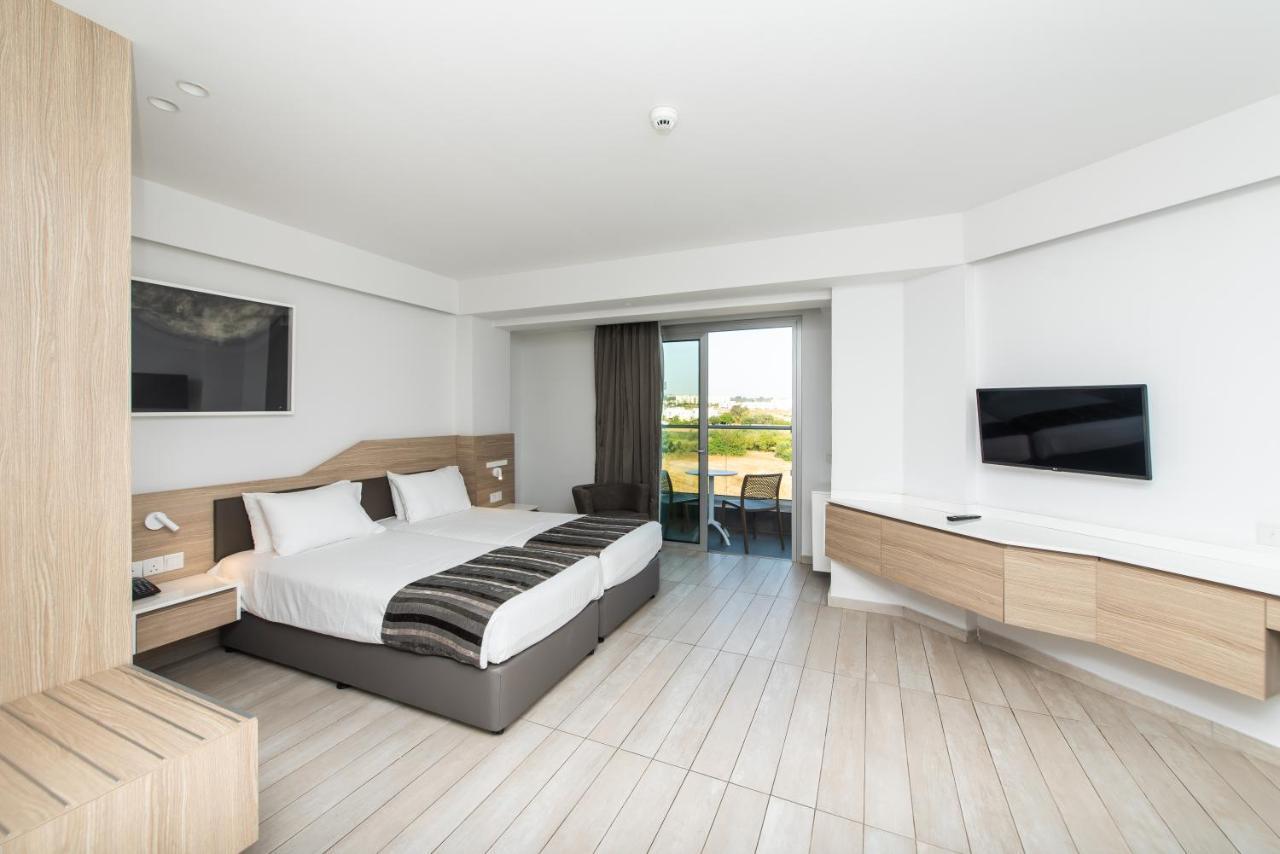 Superior Room Inland View