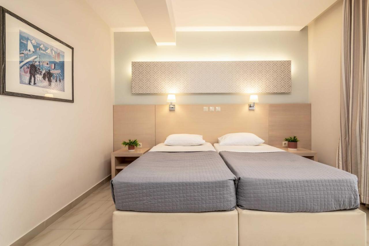 Standard Twin or Double room Pool View