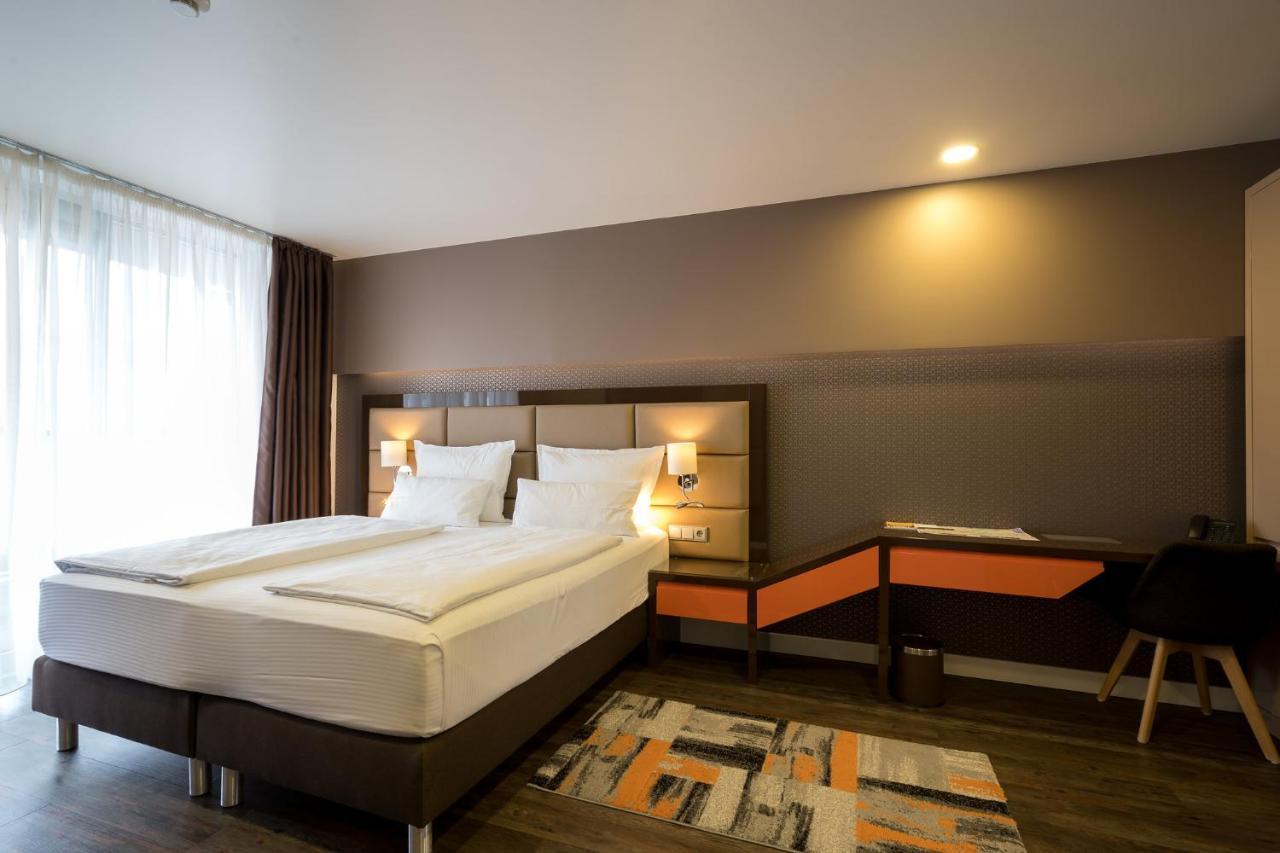 Executive Suite with Balcony,1342561385:JPEG