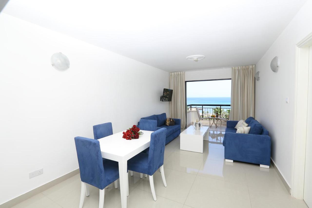 Suite Sea Front View