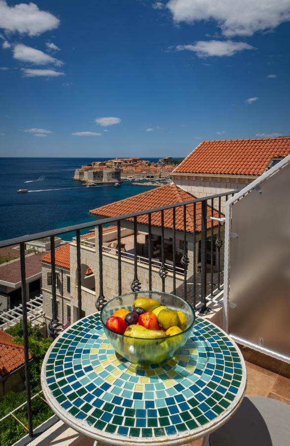 One-Bedroom Apartment Balcony Sea View,1346146028:JPEG
