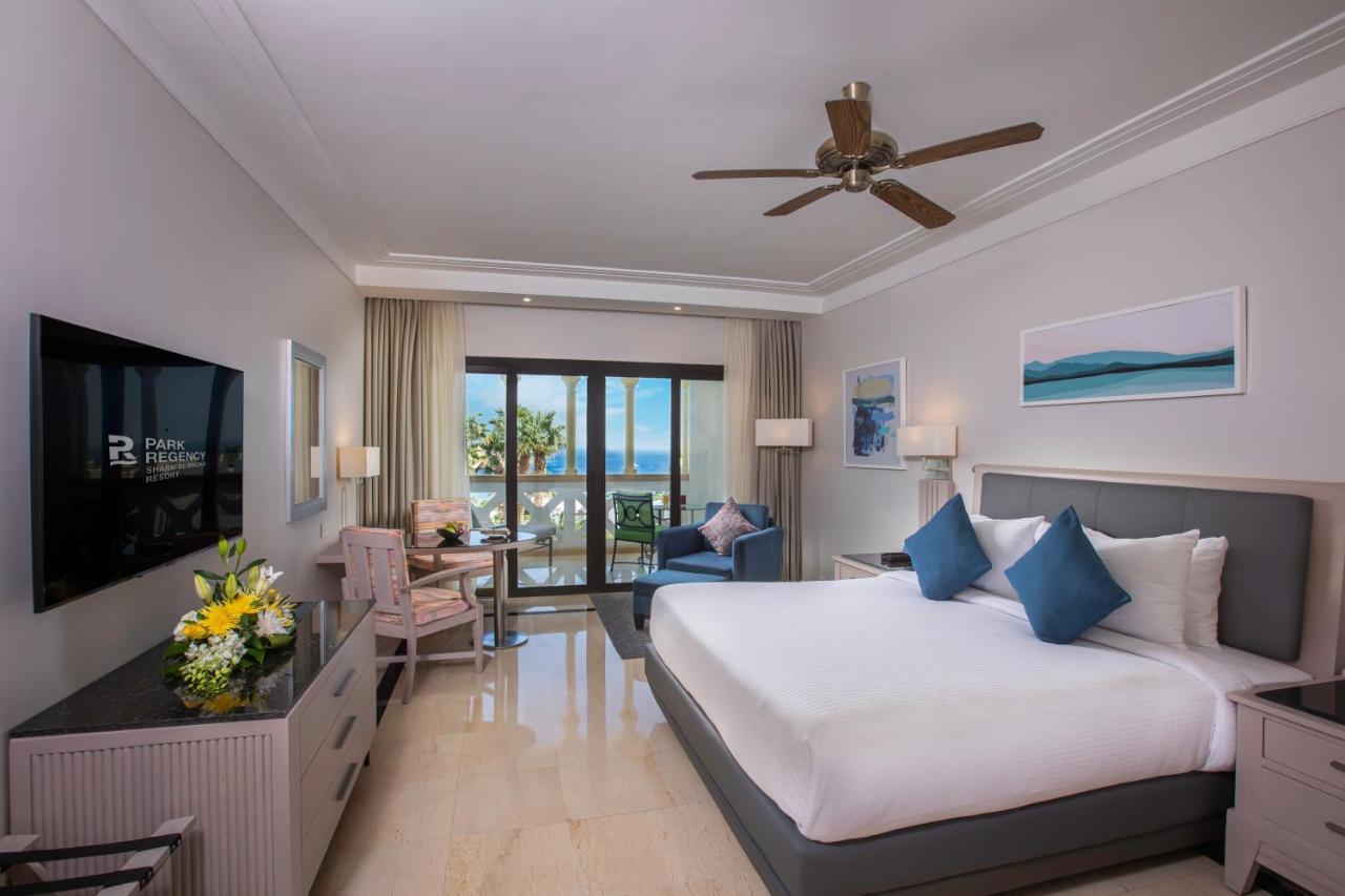 Double or Twin Room Sea View