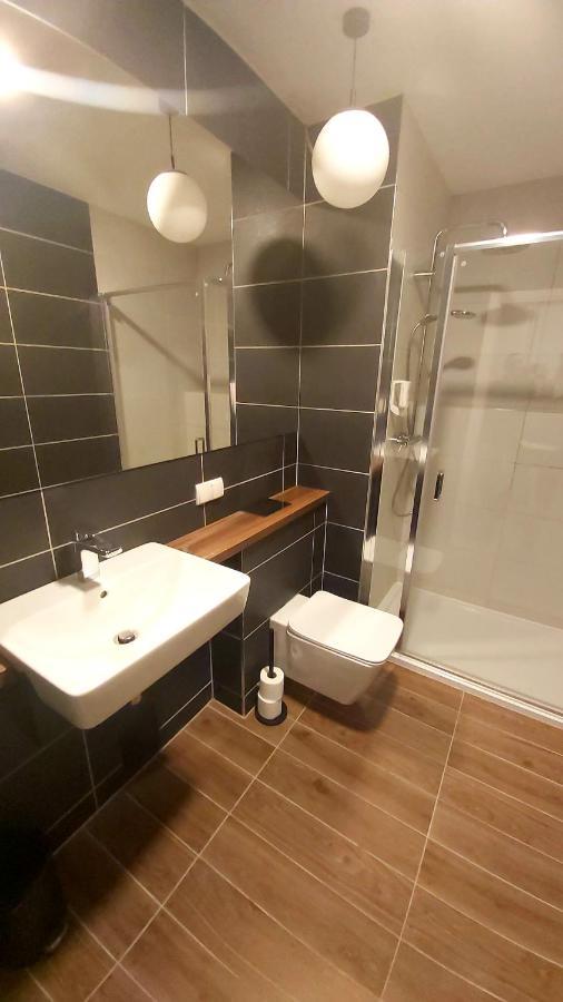 Deluxe Double Room with Balcony,1349855974:JPEG