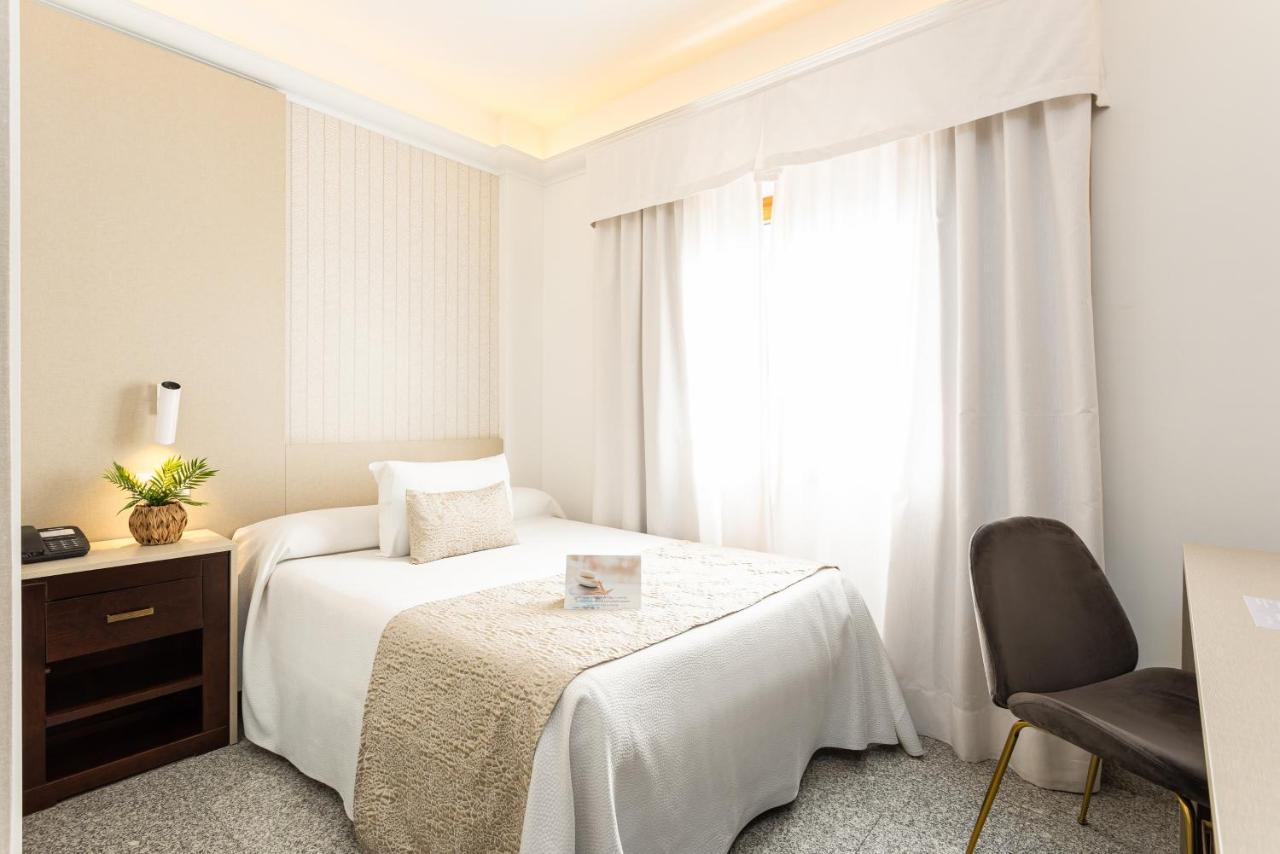 Double Room,1349872408:JPEG