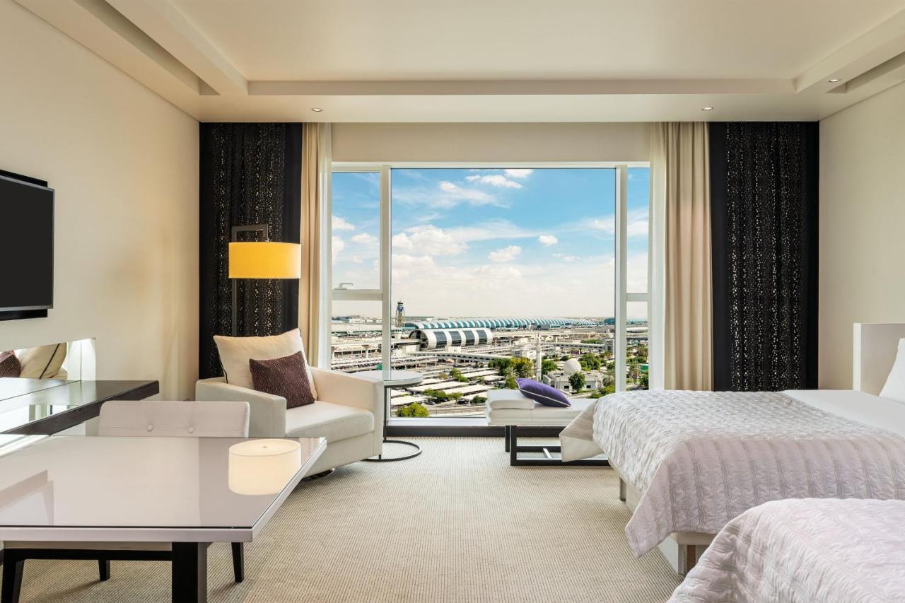 Le Royal Club Twin Room Larger Room Executive Lounge Access
