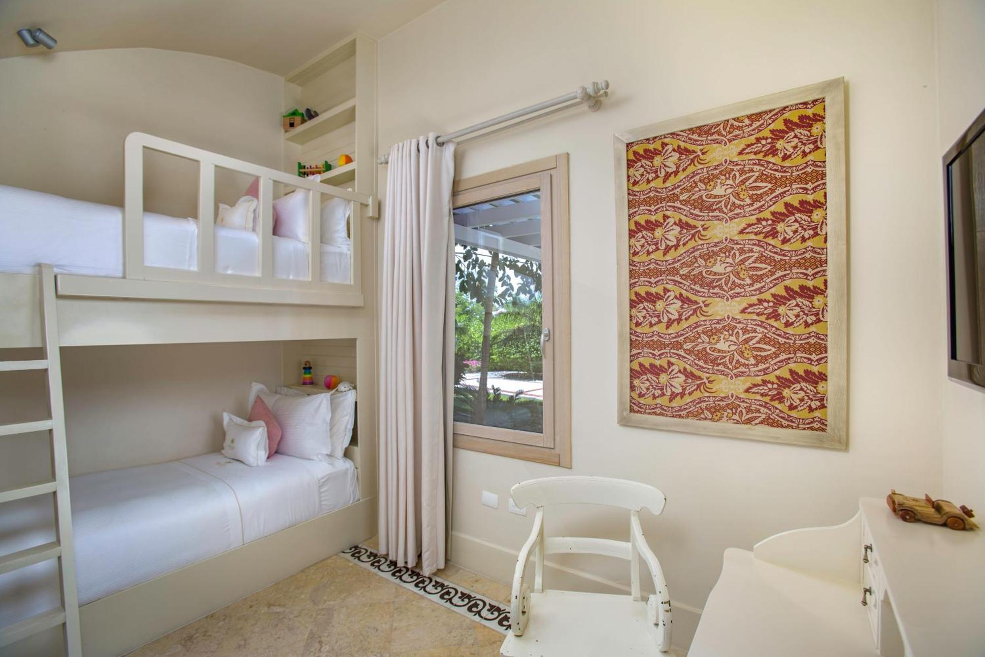 Luksusowy rodzinny apartament typu suite z basenem