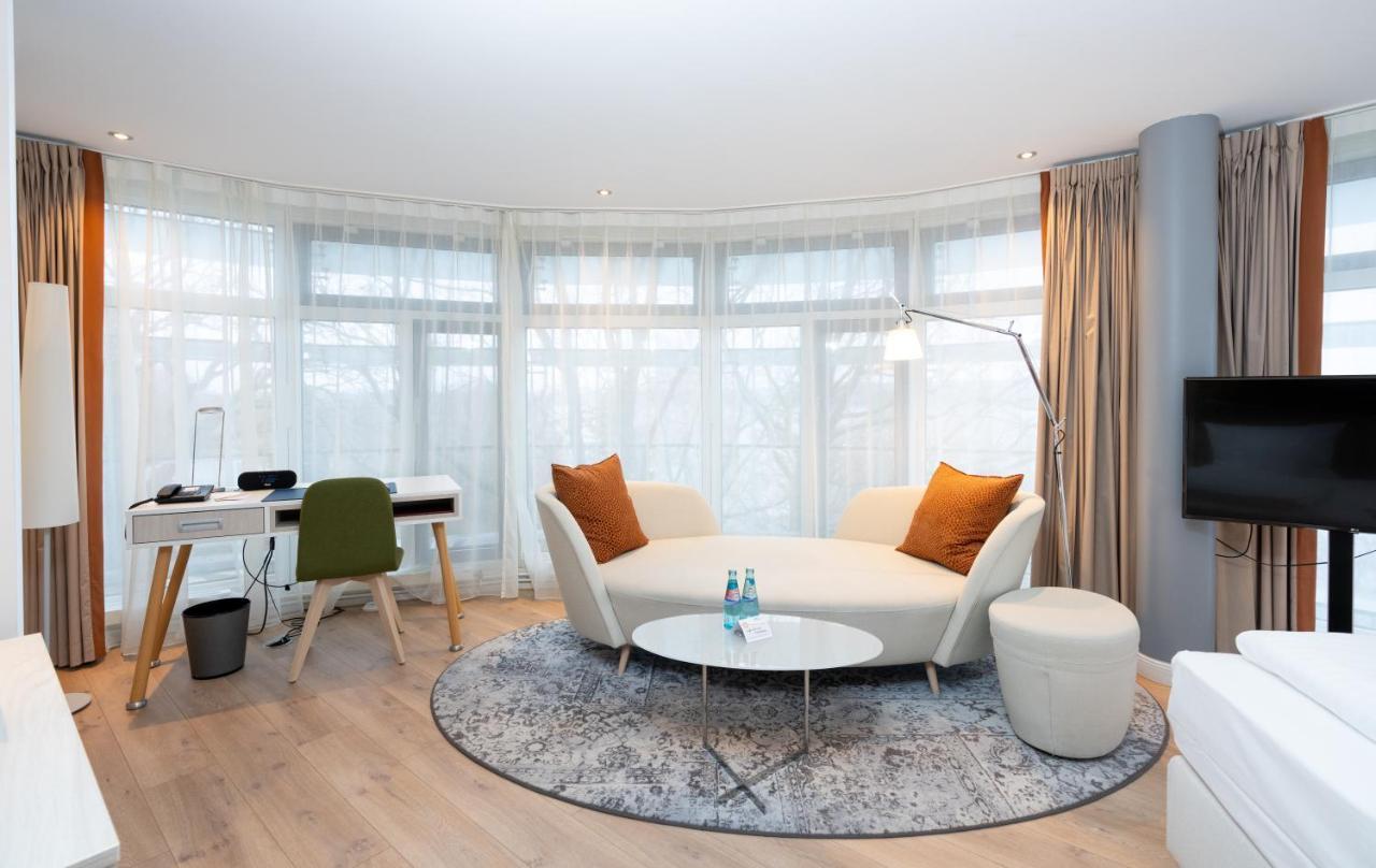 Apartament typu Deluxe Suite z widokiem na jezioro