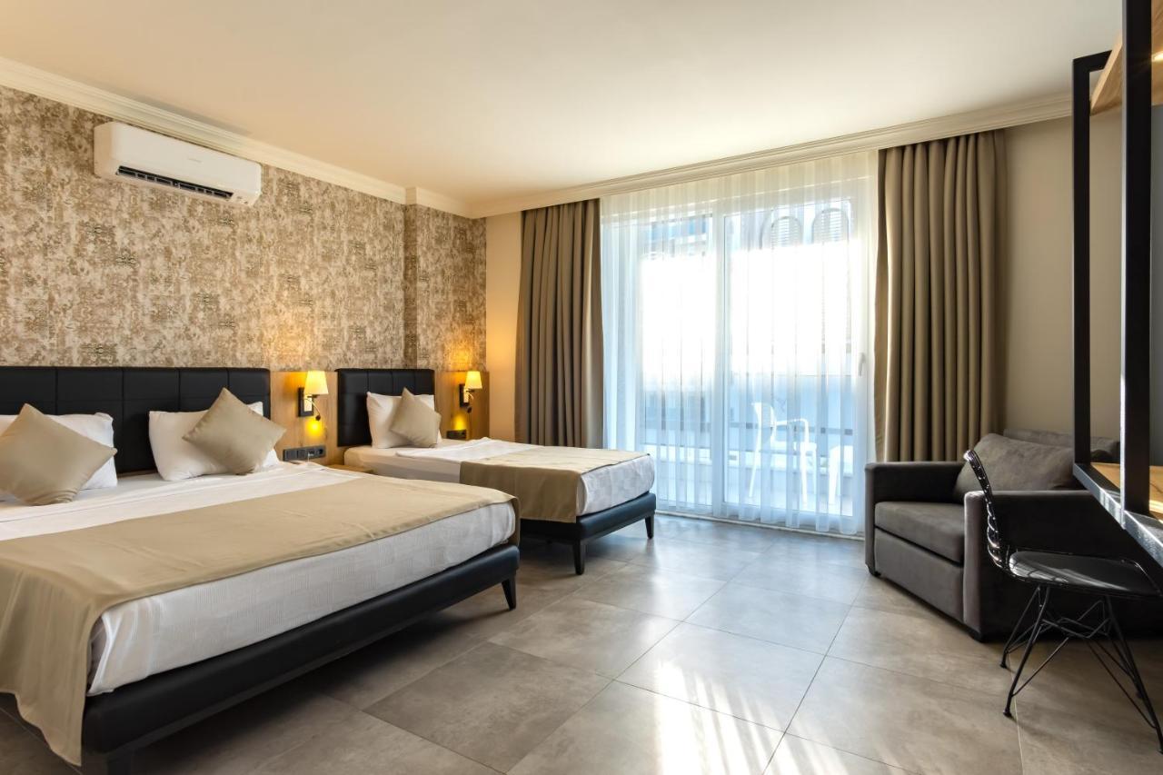 Superior Triple Room