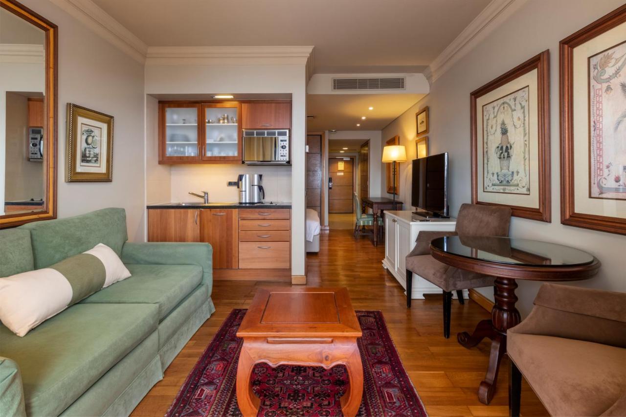 Double or Twin Room Garden View