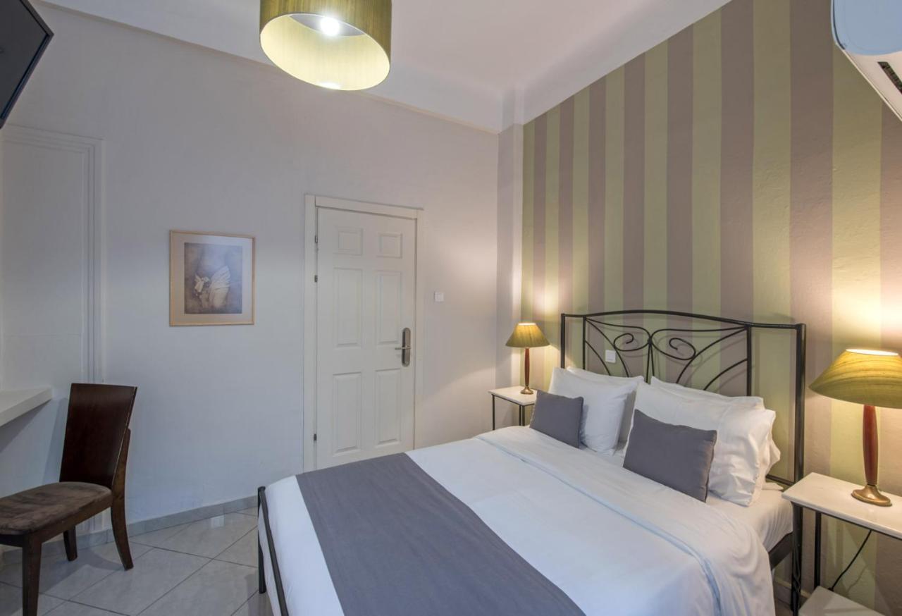 Comfort Room Super Deal