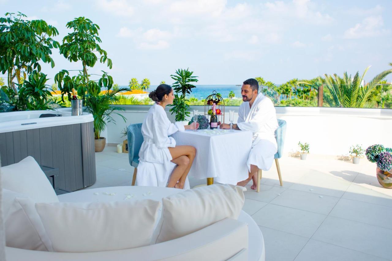 Junior Sea View Suite Jacuzzi