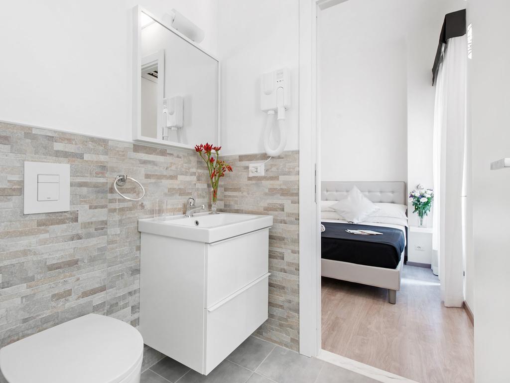 Standard Double Room,136834602:JPEG