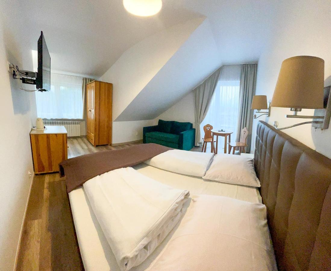 Double Room with Balcony,1370905217:JPEG