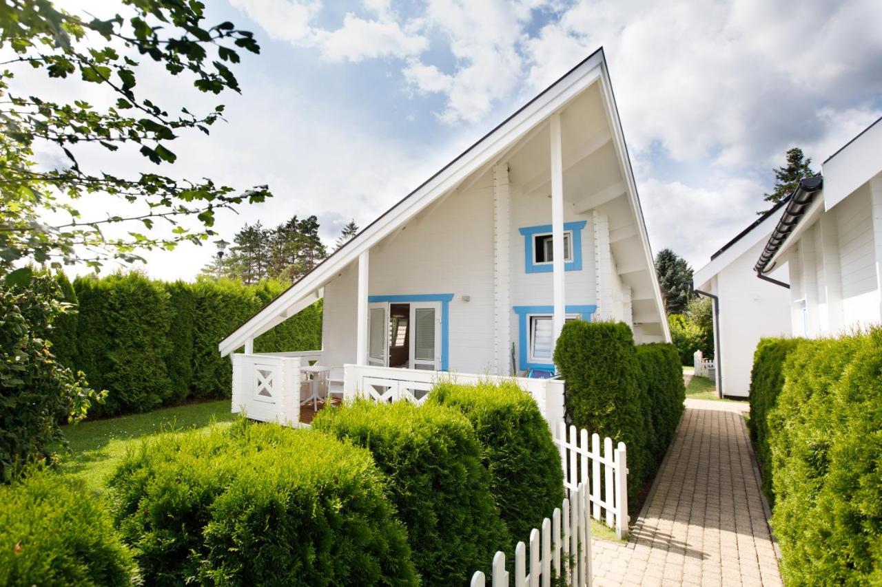 One-Bedroom Chalet,1371246509:JPEG