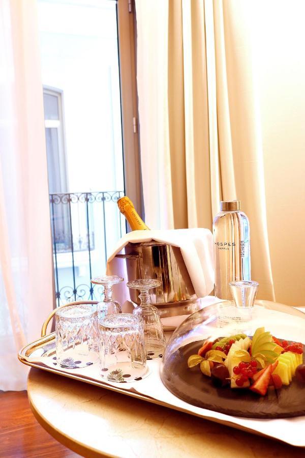 Deluxe Double Room,1516508317:JPEG