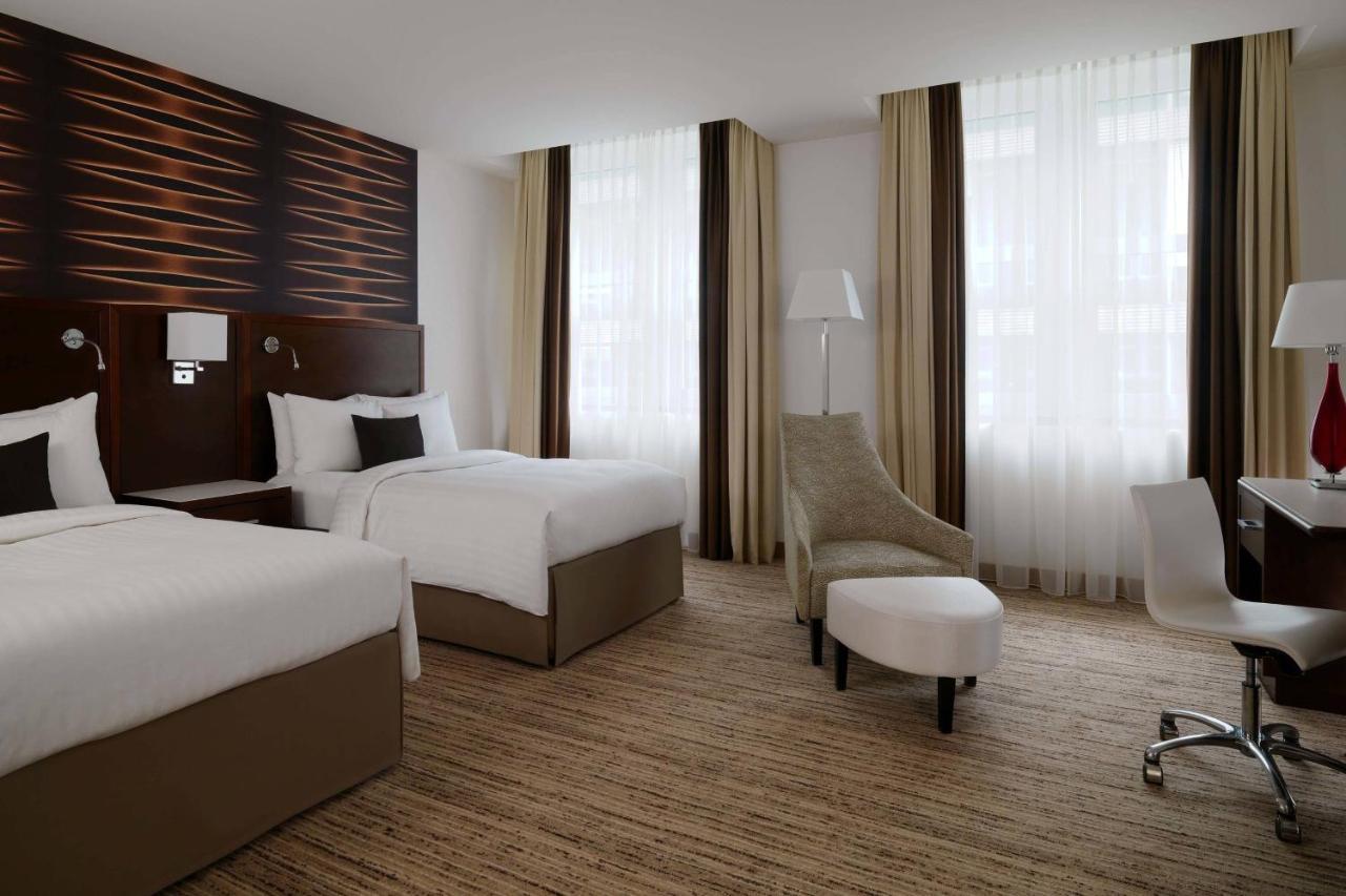 Większy pokój typu Grand Deluxe z 2 łóżkami pojedynczymi