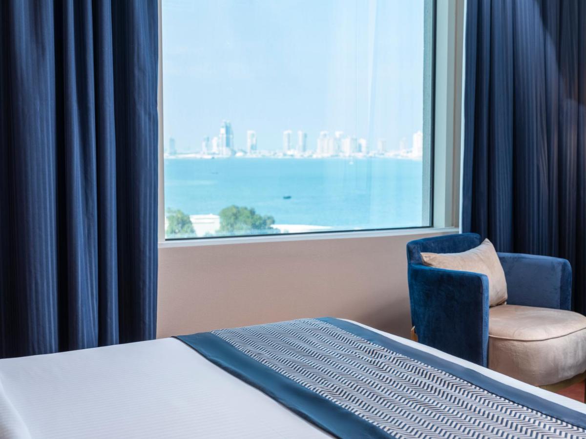 Executive Suite Sea View