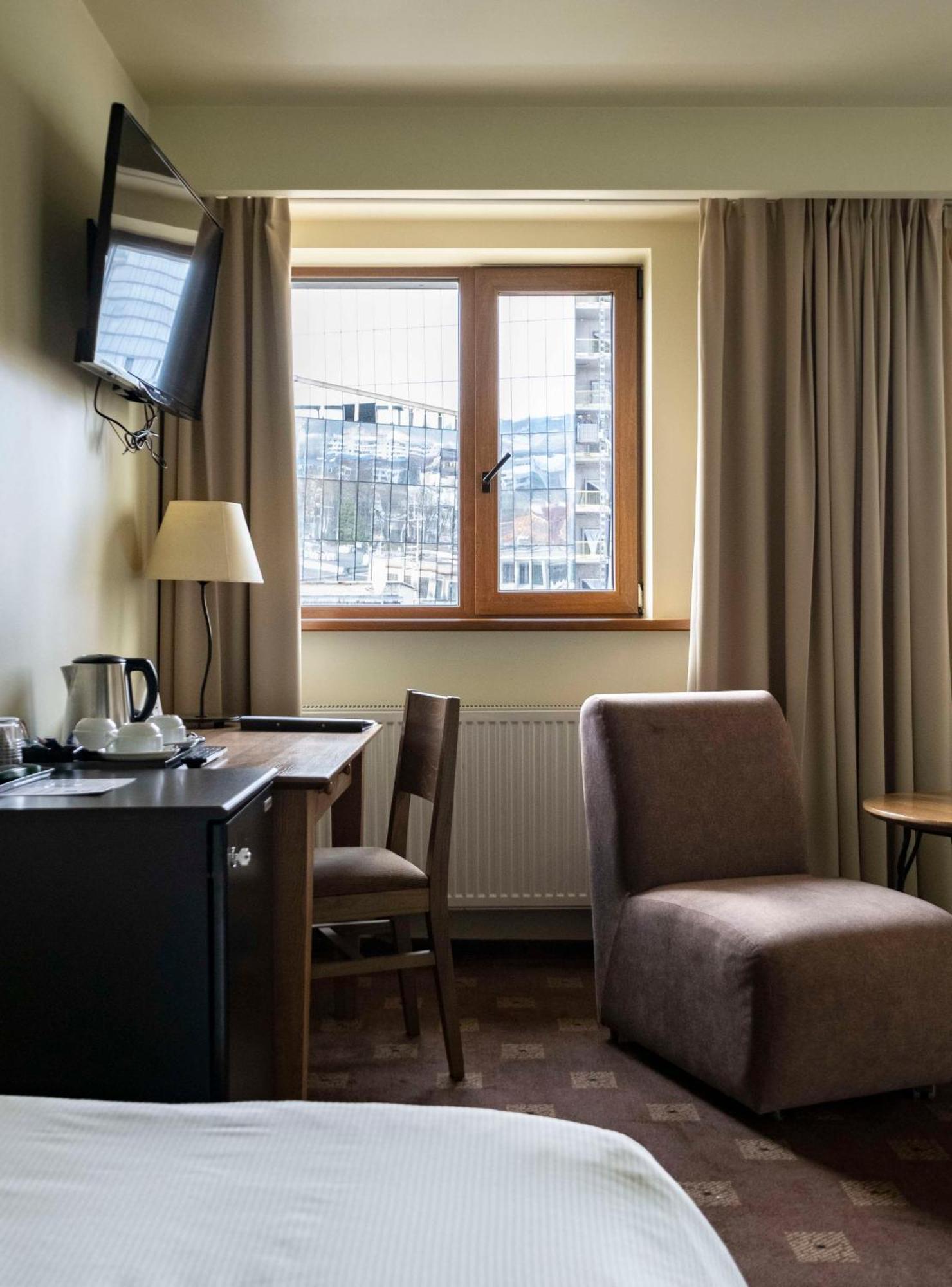 Triple Room Three Single Beds