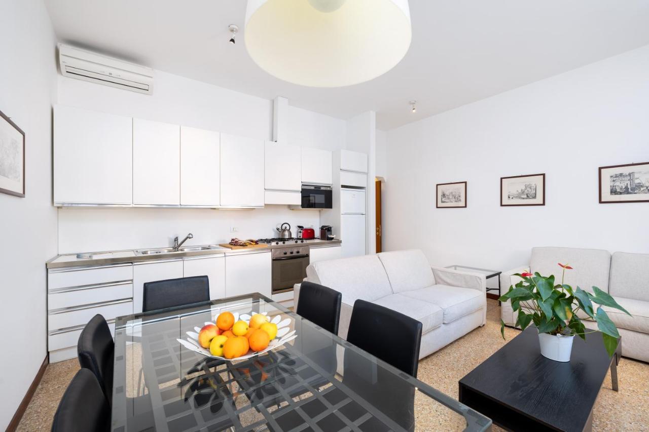 Two-Bedroom Apartment,1395367439:JPEG