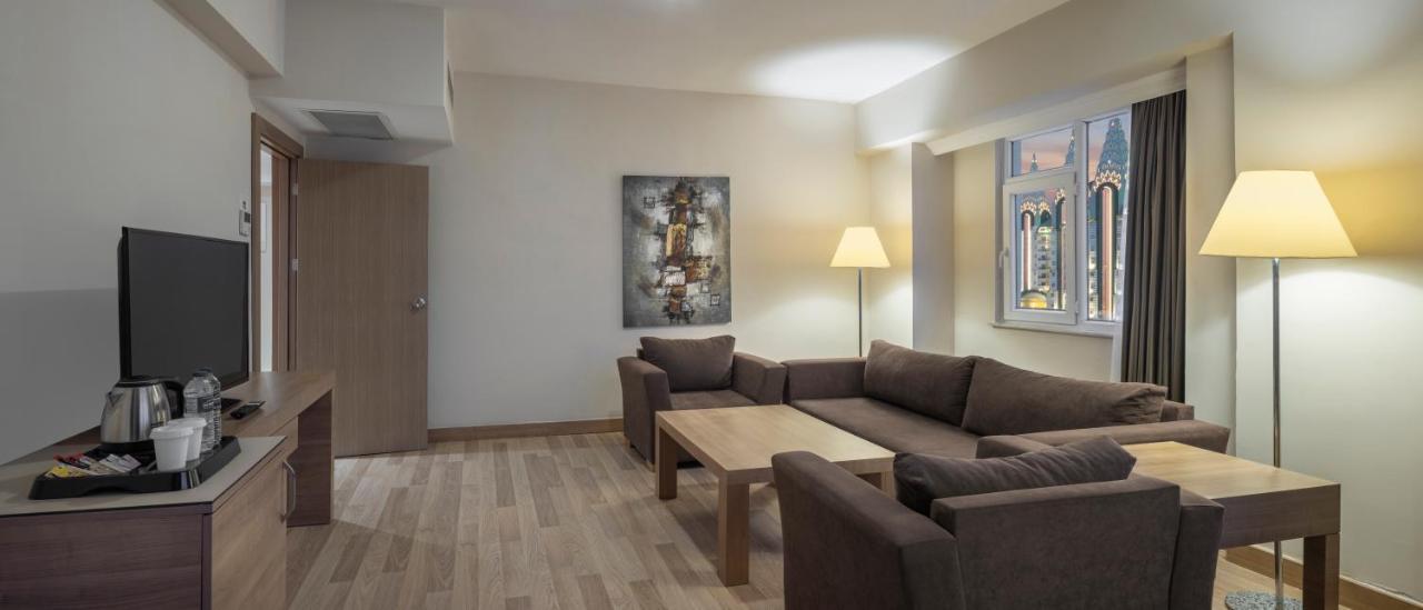 Family Suite,1395832325:JPEG