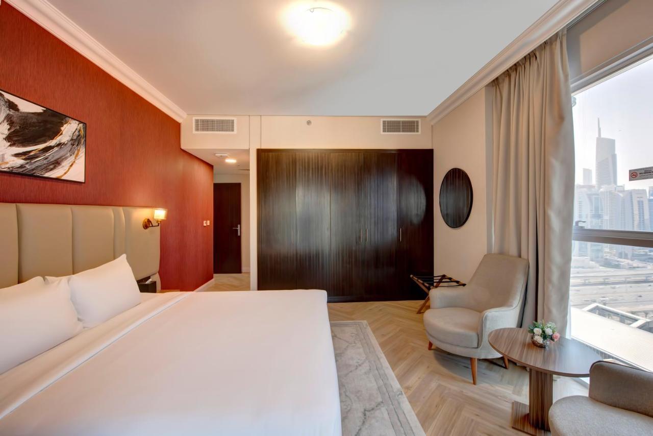 Superior Premium Two Bed Room Apartment Balcony & Marina View on F&B
