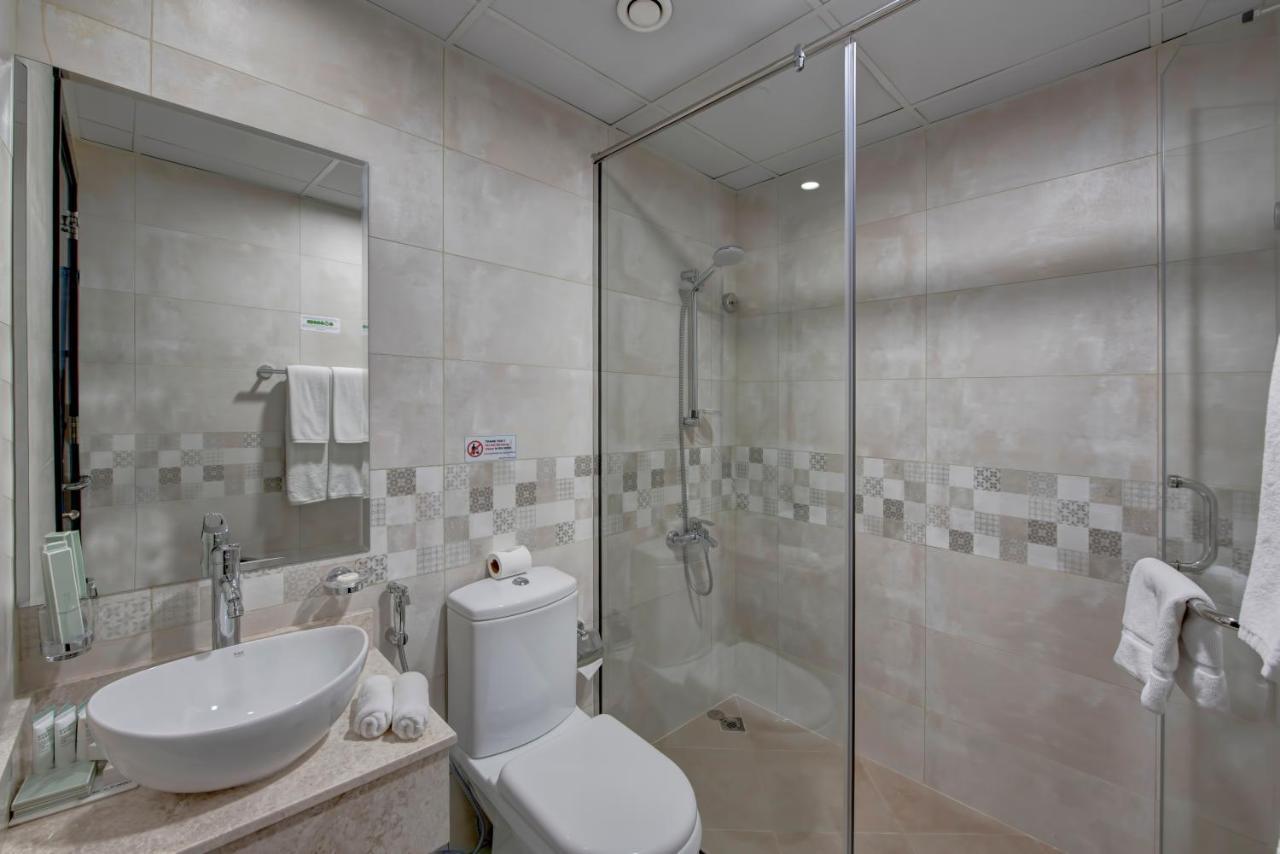 Superior Premium Two Bed Room Apartment Balcony & Marina View on F&B
