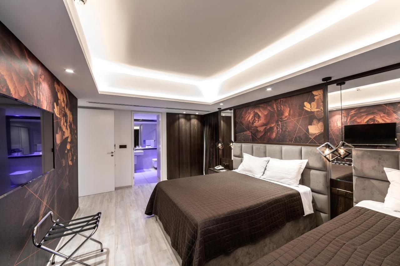 Executive Triple Suite