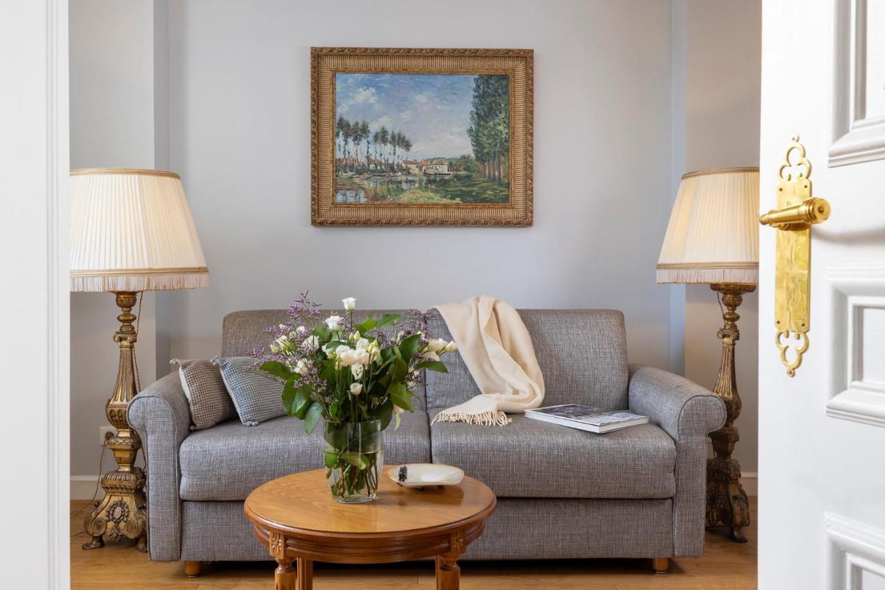 Suite Terrace Littré
