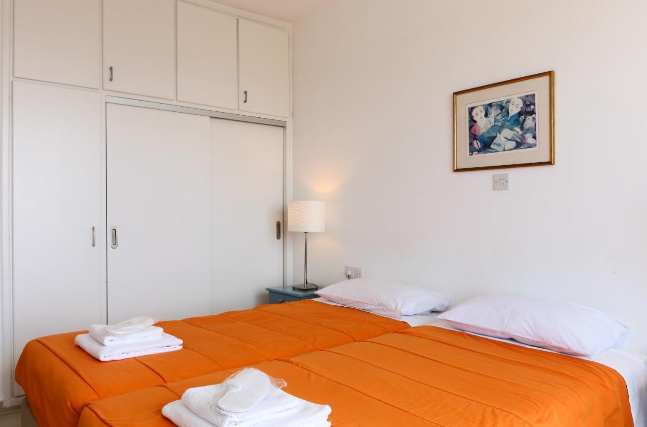 Double or Twin Room Sea View