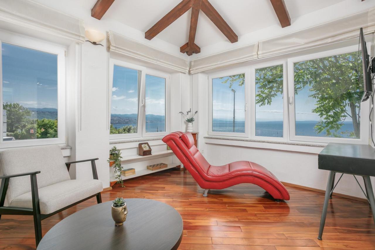 Apartment Sea View