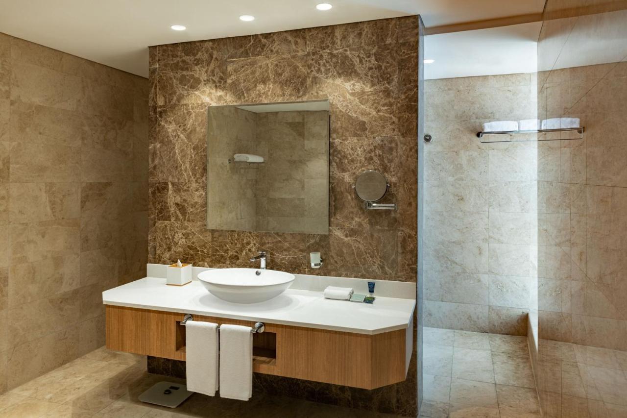 Junior King Suite