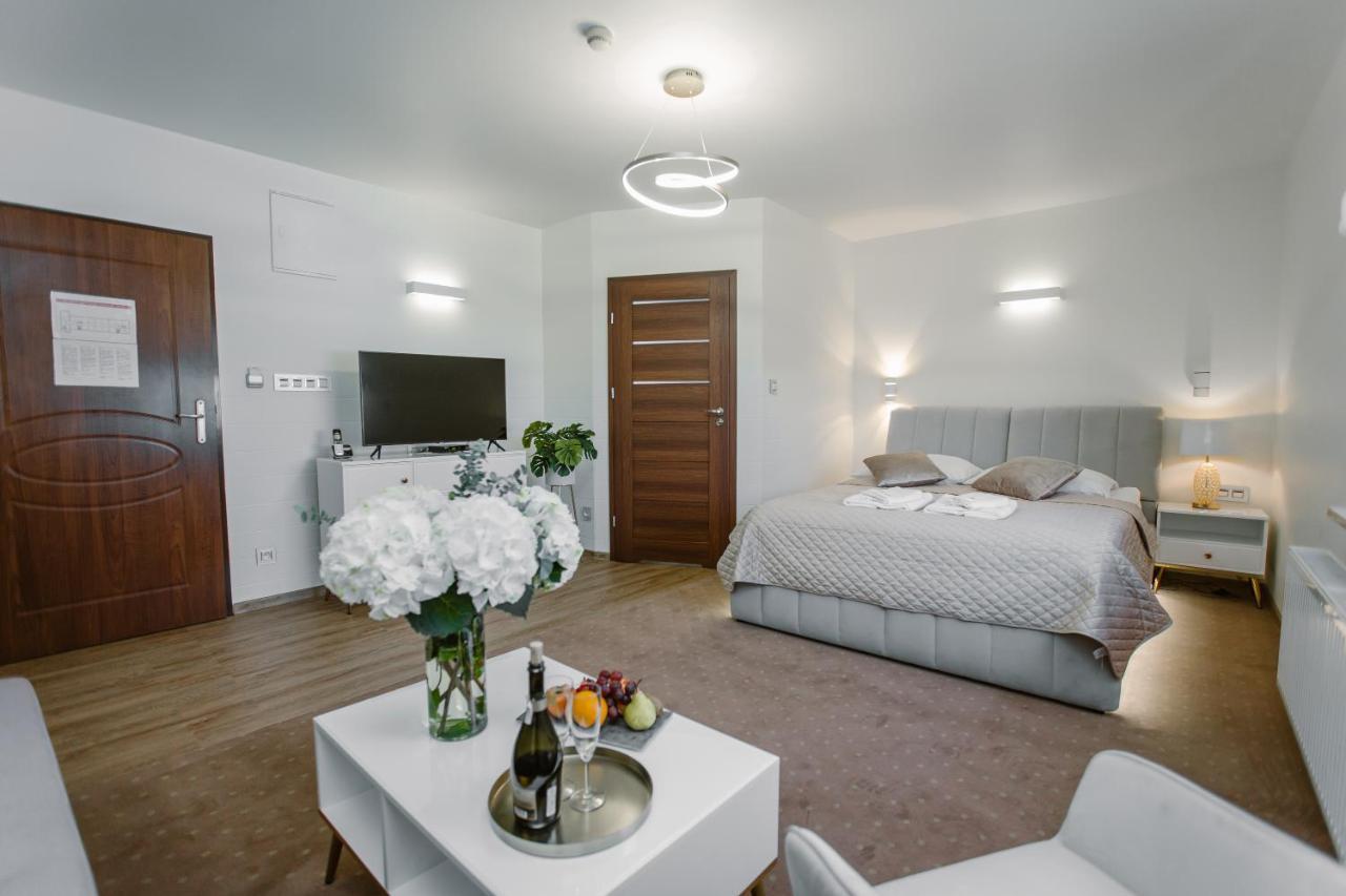 Classic Apartment,1414702530:JPEG