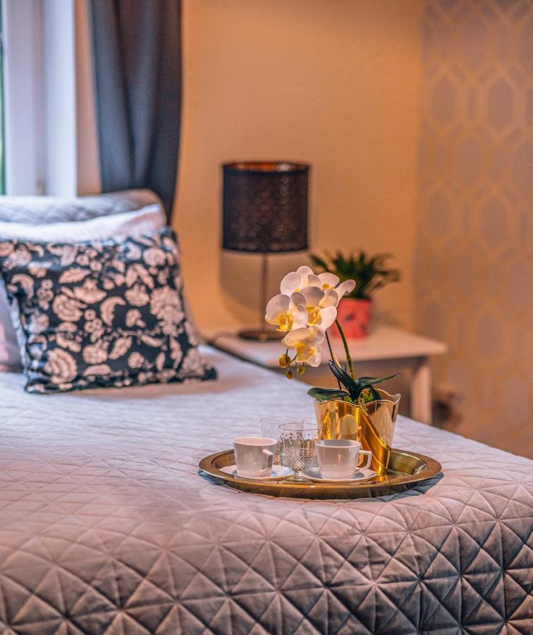 Two-Bedroom Apartment,1419877656:JPEG