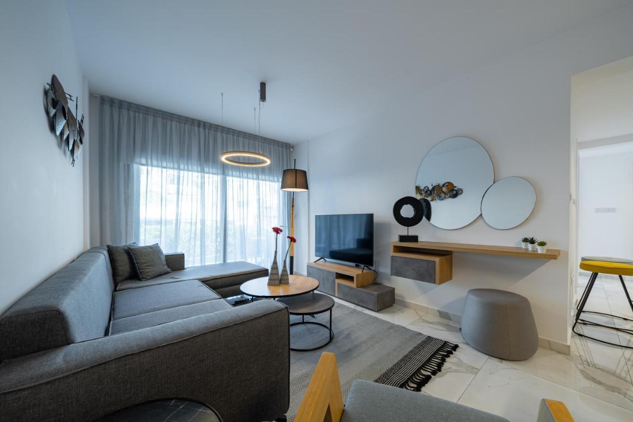Superior Three-Bedroom Apartment