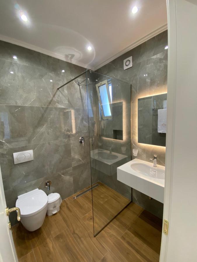 Deluxe Family Room,1416252771:JPEG