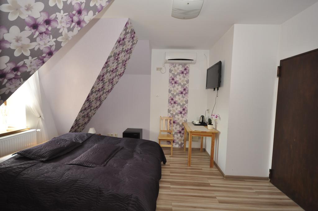 Standard Double Room,141950466:JPEG