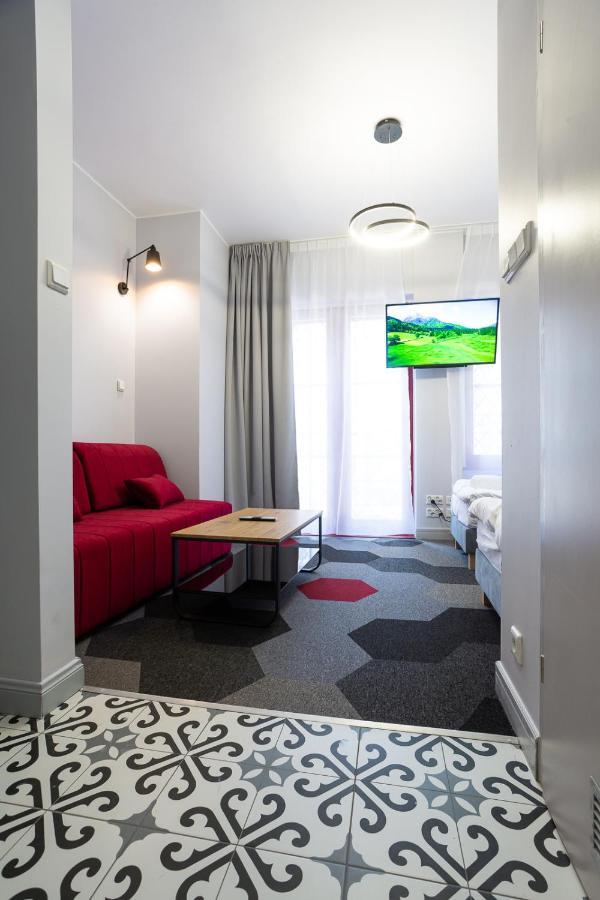 Standard Apartment,1430730154:JPEG